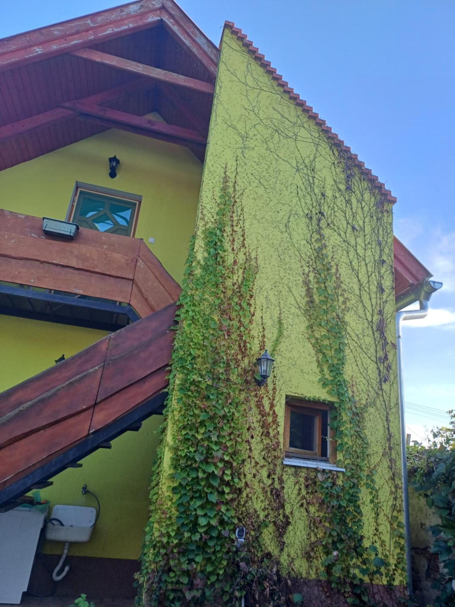 Zanati Apartmannház Nagykapornak Esterno foto