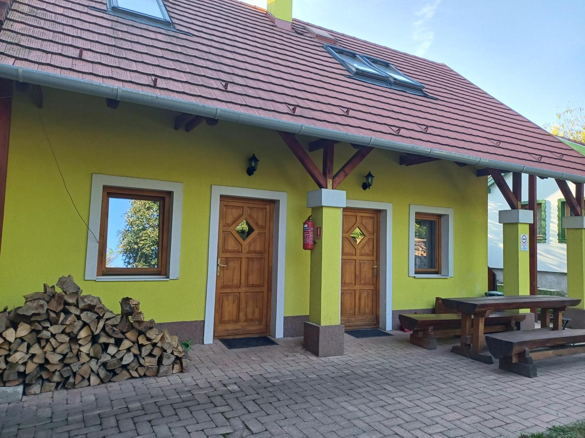 Zanati Apartmannház Nagykapornak Esterno foto