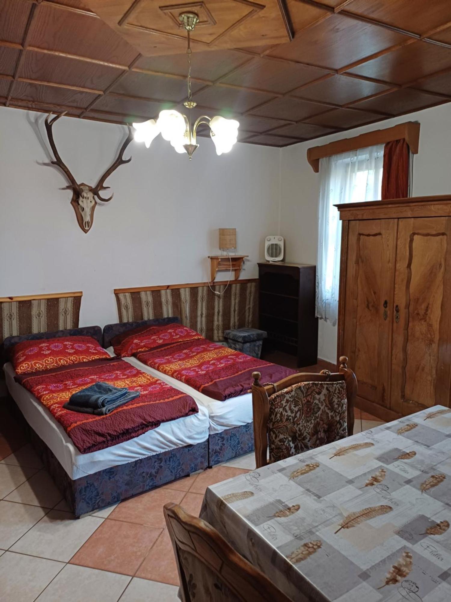 Zanati Apartmannház Nagykapornak Esterno foto